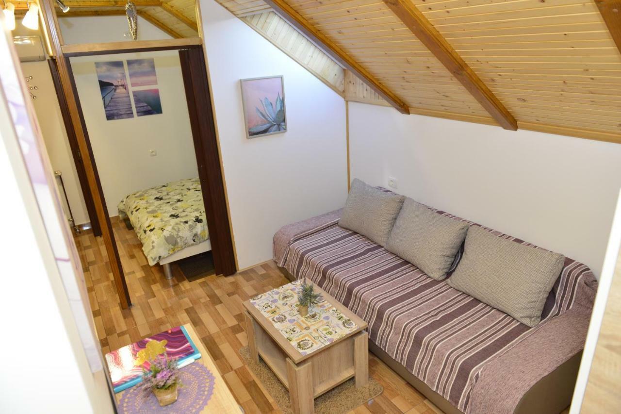 Apartmani Miscevic Josipdol Exteriör bild
